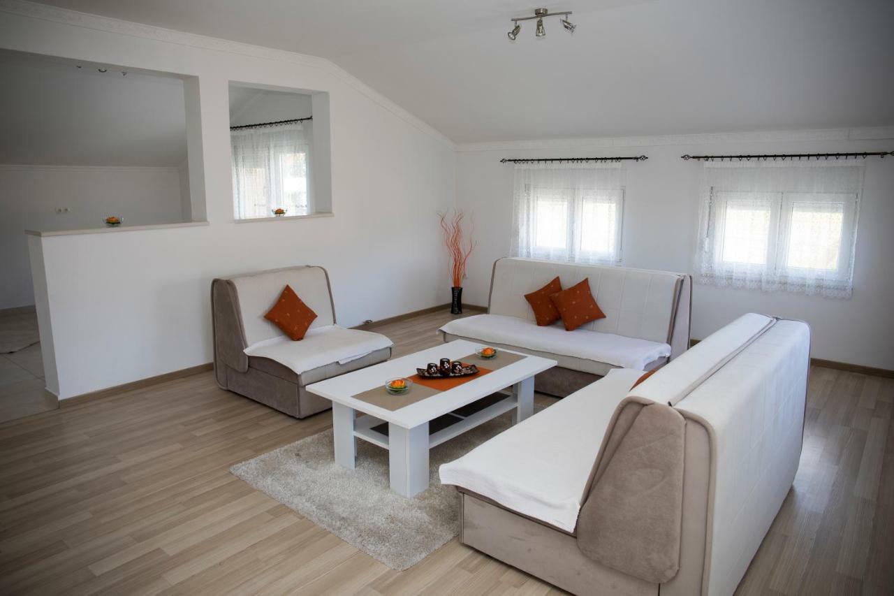 Relax Guest House Blagaj Bagian luar foto