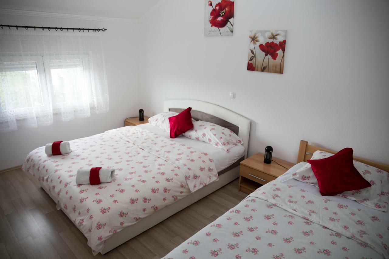 Relax Guest House Blagaj Bagian luar foto